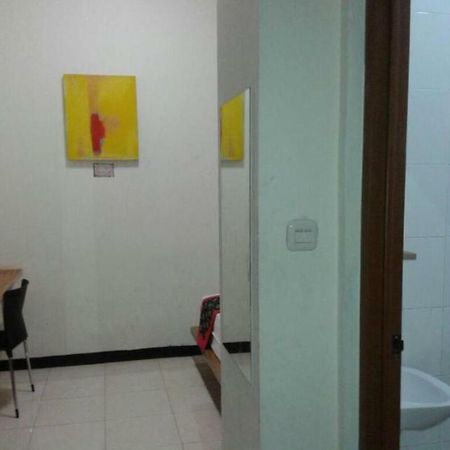Rumah Tawa Guesthouse - 2 Syariah Bandung Ngoại thất bức ảnh