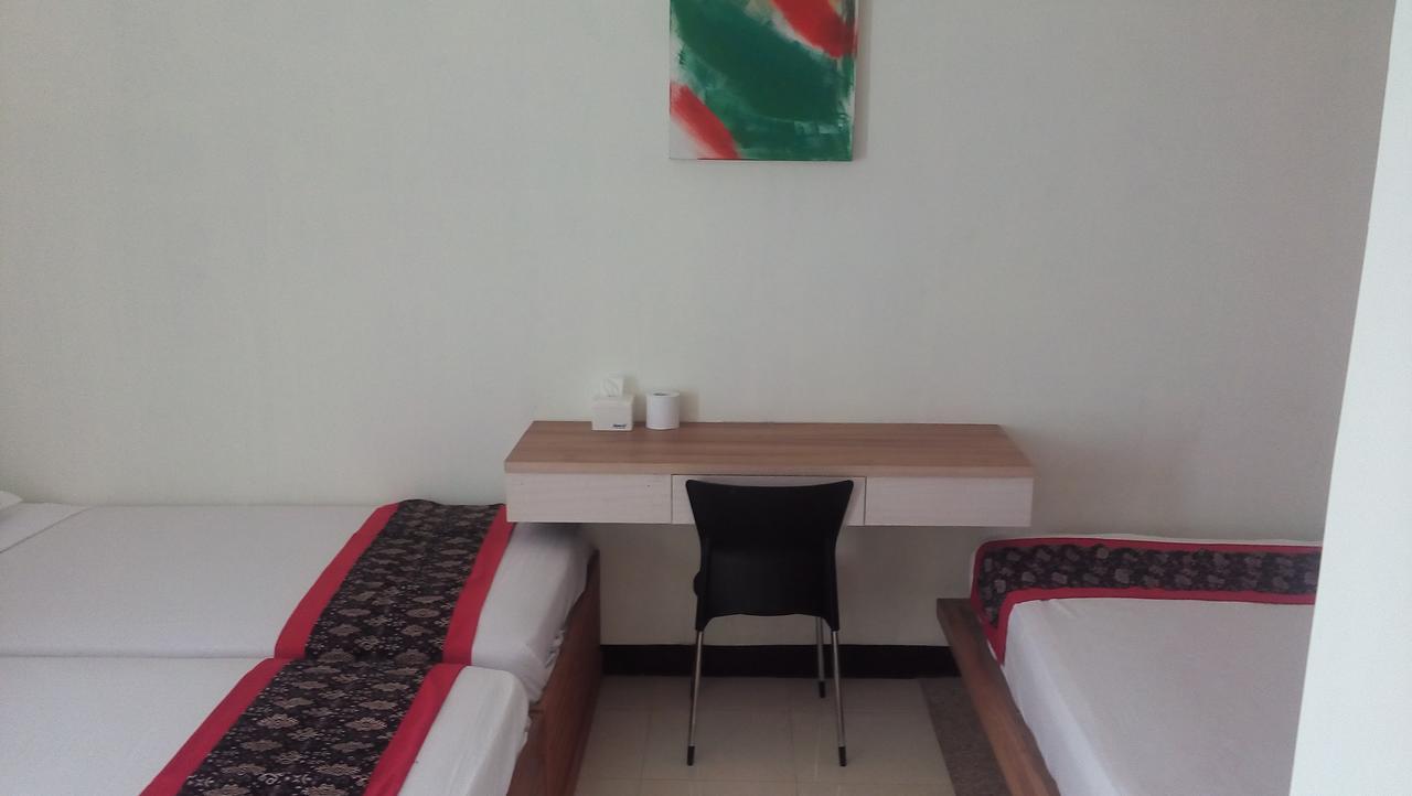Rumah Tawa Guesthouse - 2 Syariah Bandung Ngoại thất bức ảnh