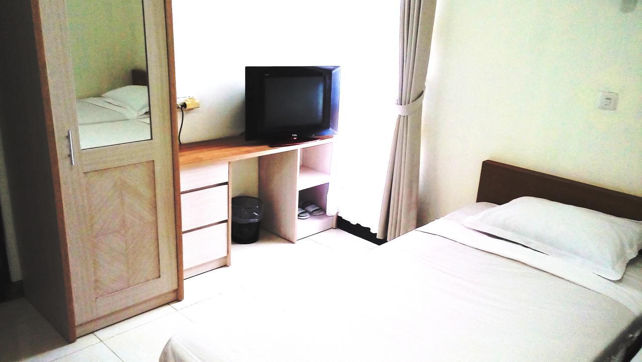 Rumah Tawa Guesthouse - 2 Syariah Bandung Ngoại thất bức ảnh