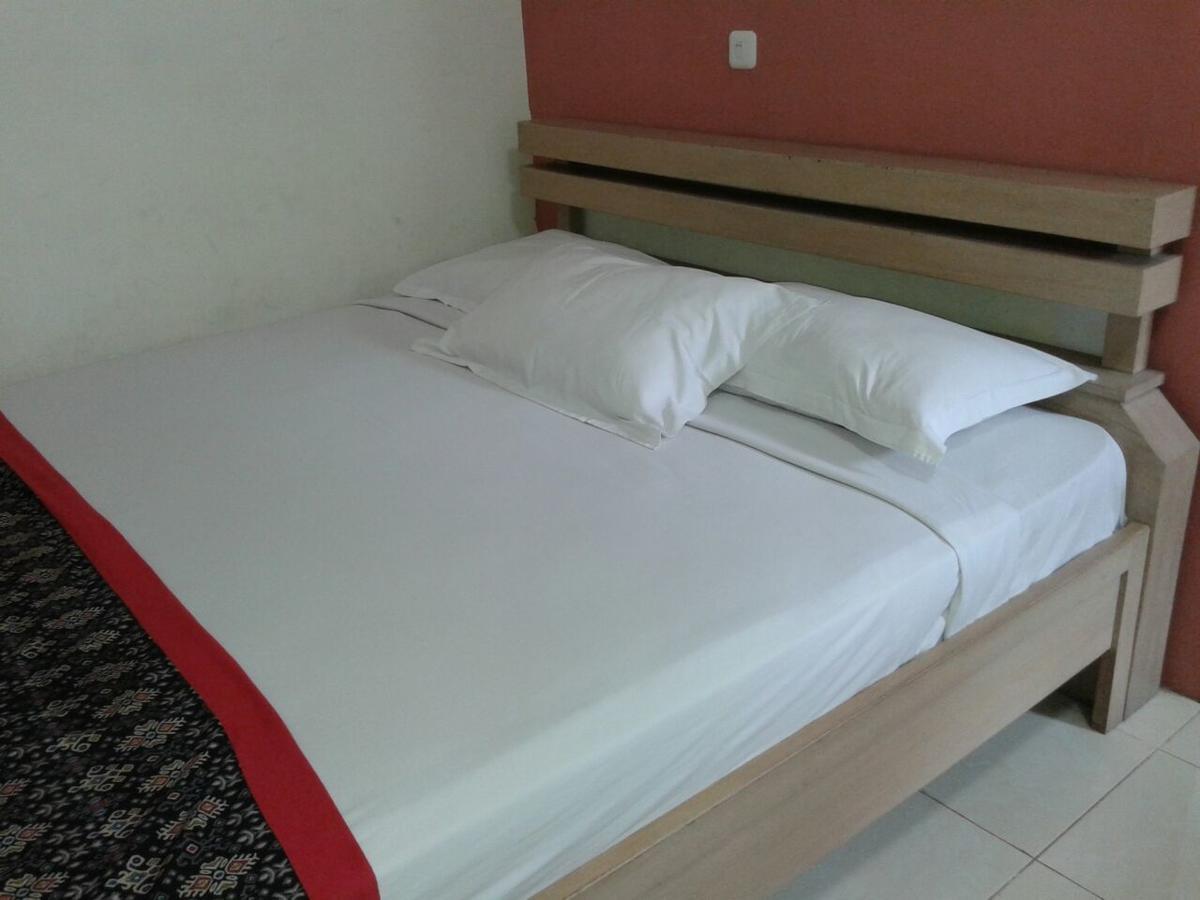 Rumah Tawa Guesthouse - 2 Syariah Bandung Ngoại thất bức ảnh