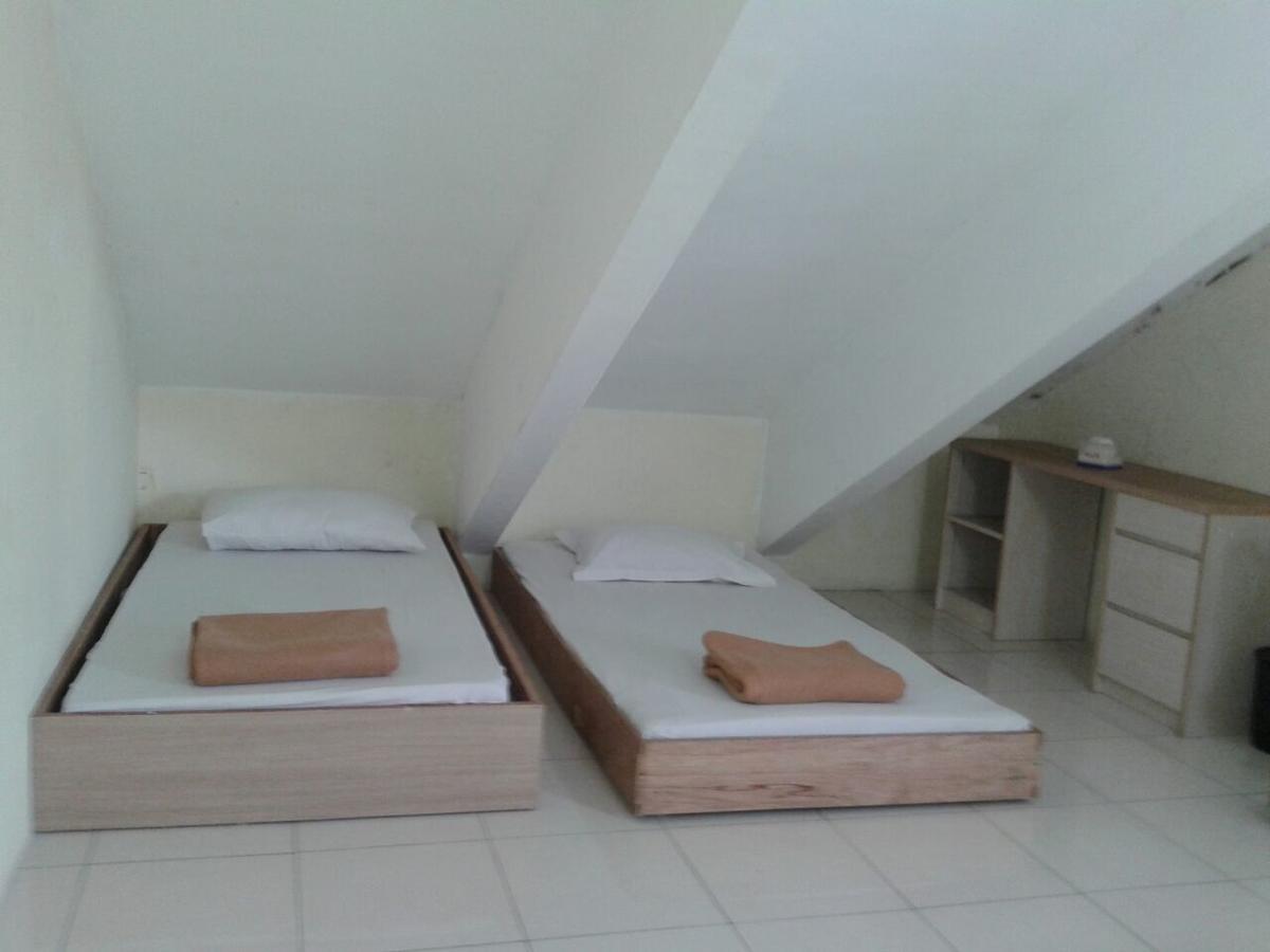 Rumah Tawa Guesthouse - 2 Syariah Bandung Ngoại thất bức ảnh